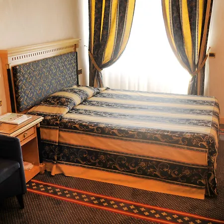 엑셀시어 산 마르코 4*